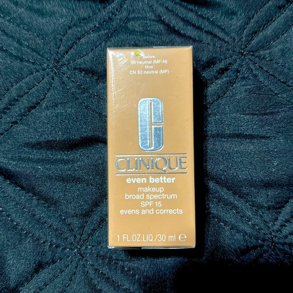 Clinique even better foundation make up the color is CN 52 . New original box. - Picture 1 of 3